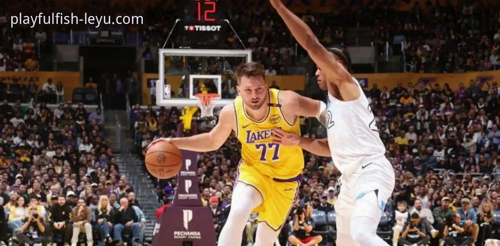 东契奇单骑救主 vs 湖人团队篮球：一场进攻盛宴的两种打开方式